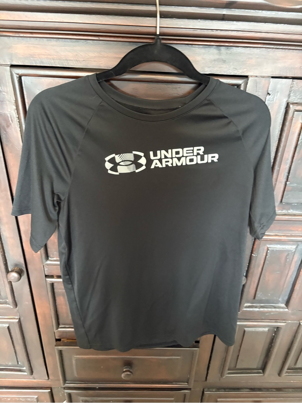 Lot of 4: Under Armour Black & Teal Performance Tees, Boys XL - Picture 4 of 6